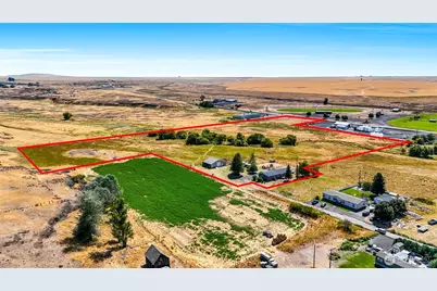 749 NE North Ave, Wilbur, WA 99185 - Photo 2