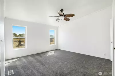 749 NE North Ave, Wilbur, WA 99185 - Photo 18