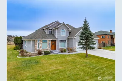 7298 Dune Lake Road SE, Moses Lake, WA 98837 - Photo 1