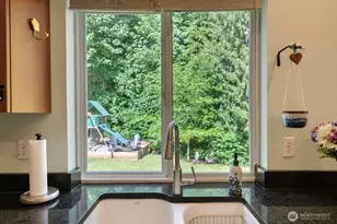 4819 Charmont Ln NE, Bremerton, WA 98310 - Photo 12