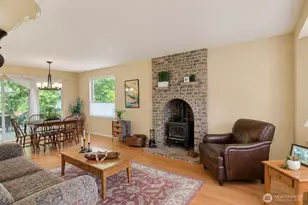 4819 Charmont Ln NE, Bremerton, WA 98310 - Photo 4