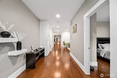 1312 211th Avenue NE, Sammamish, WA 98074 - Photo 4