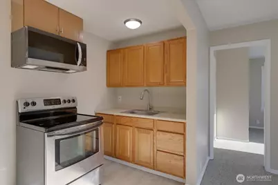 150 Hardie Avenue SW #1-6, Renton, WA 98057 - Photo 2