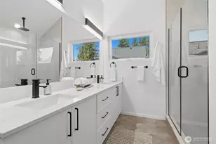 10702 Linden Ave N, Seattle, WA 98133 - Photo 26