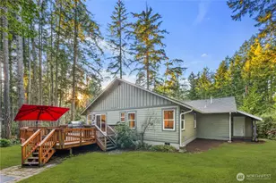 10405 Olympic Pl, Anderson Island, WA 98303 - Photo 20