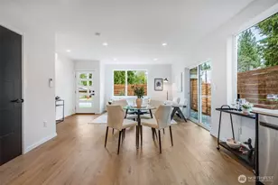 904 N 107th St, Seattle, WA 98133 - Photo 10