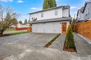 904 N 107th St, Seattle, WA 98133 - Photo 24