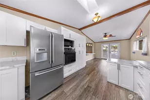 3802 James St, Bellingham, WA 98226 - Photo 8