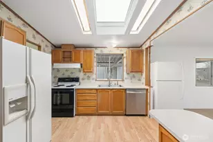 836 Harman Way S, Orting, WA 98360 - Photo 8