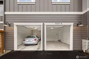 9207 NE 175th St, Bothell, WA 98011 - Photo 28