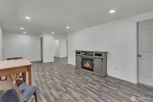 11517 155th Ave SE, Renton, WA 98059 - Photo 8