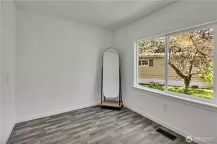 11517 155th Ave SE, Renton, WA 98059 - Photo 10