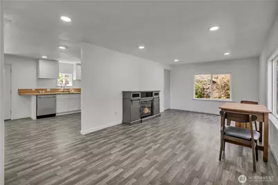 11517 155 Avenue SE, Renton, WA 98059 - Photo 6