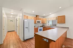 22419 Bluewater Dr SE, Yelm, WA 98597 - Photo 10