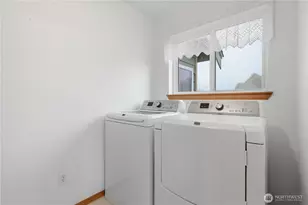 1924 5 St SE, Puyallup, WA 98372 - Photo 14