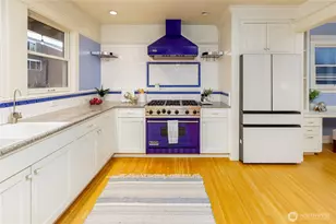 2343 Federal Ave E, Seattle, WA 98102 - Photo 10