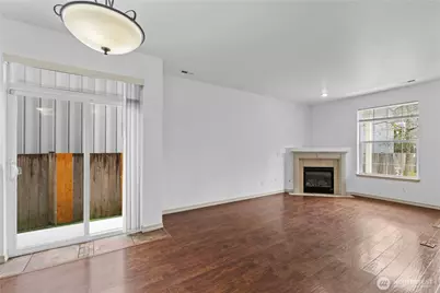11203 6th Avenue E, Tacoma, WA 98445 - Photo 4