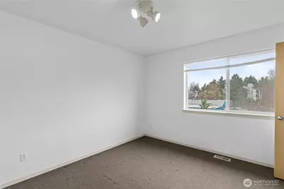 11203 6th Avenue E, Tacoma, WA 98445 - Photo 28