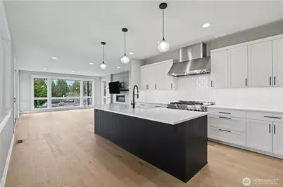 4615 52nd Avenue S, Seattle, WA 98118 - Photo 10