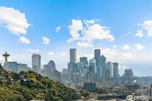 2409 W Boston St, Seattle, WA 98199 - Photo 26