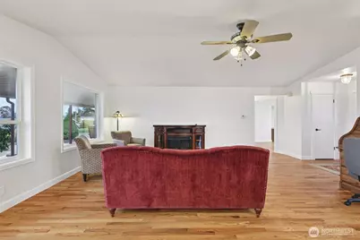 1518 Carol Street, Camano Island, WA 98282 - Photo 8