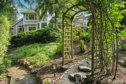 10806 SE 16th Street, Bellevue, WA 98004 - Photo 12