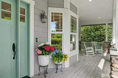 10806 SE 16th Street, Bellevue, WA 98004 - Photo 2