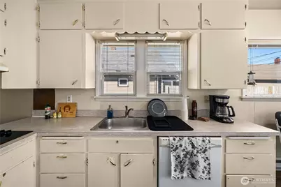 4509 Pacific Avenue, Tacoma, WA 98418 - Photo 14