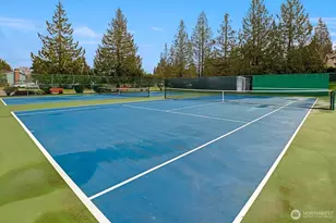 18513 NE 19th Pl, Bellevue, WA 98008 - Photo 32