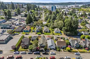 2121 5th St, Bremerton, WA 98312 - Photo 30