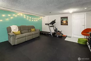 3939 Meridian Ave N, Seattle, WA 98103 - Photo 26