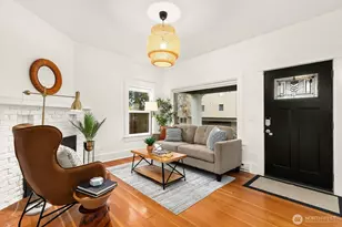 4207 SW Manning St, Seattle, WA 98116 - Photo 4