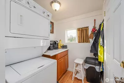 901 N 8th Street, Mount Vernon, WA 98273 - Photo 16