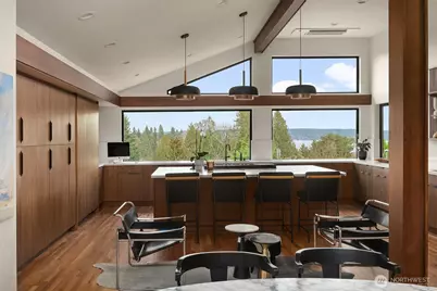 5010 NE 52nd Street, Seattle, WA 98105 - Photo 4