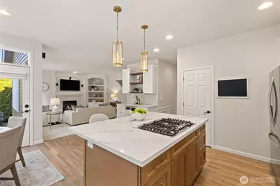 1215 269th Avenue SE, Sammamish, WA 98075 - Photo 14