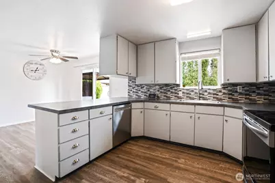 3536 Almira Drive, Bremerton, WA 98310 - Photo 18