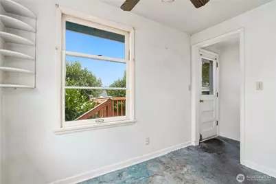 7115 44th Avenue SW, Seattle, WA 98136 - Photo 10