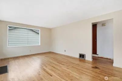 7115 44th Avenue SW, Seattle, WA 98136 - Photo 6