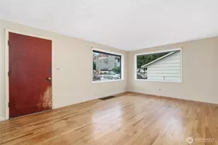 7115 44th Ave SW, Seattle, WA 98136 - Photo 4