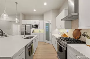 11007 71st Ave Ct E, Puyallup, WA 98373 - Photo 10