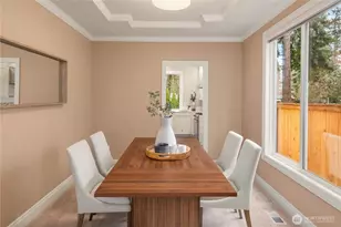 16651 Northup (Private Lane) Way, Bellevue, WA 98008 - Photo 4