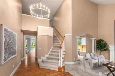 16651 Northup (Private Lane) Way, Bellevue, WA 98008 - Photo 2