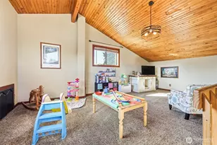 5322 S Island Dr E, Bonney Lake, WA 98391 - Photo 26