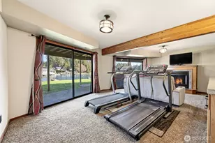 5322 S Island Dr E, Bonney Lake, WA 98391 - Photo 28