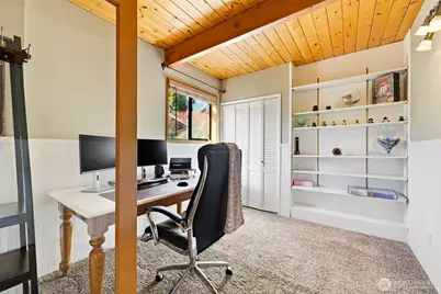 5322 S Island Drive E, Bonney Lake, WA 98391 - Photo 18