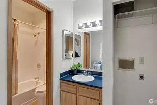 2600 NW 56th St, Seattle, WA 98107 - Photo 18