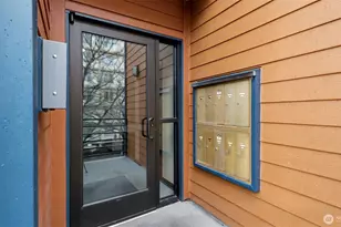 2600 NW 56th St, Seattle, WA 98107 - Photo 4