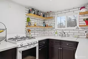 17 E 13th Ave, Kennewick, WA 99336 - Photo 8