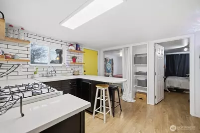 17 E 13th Ave, Kennewick, WA 99336 - Photo 6