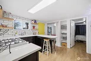 17 E 13th Ave, Kennewick, WA 99336 - Photo 6